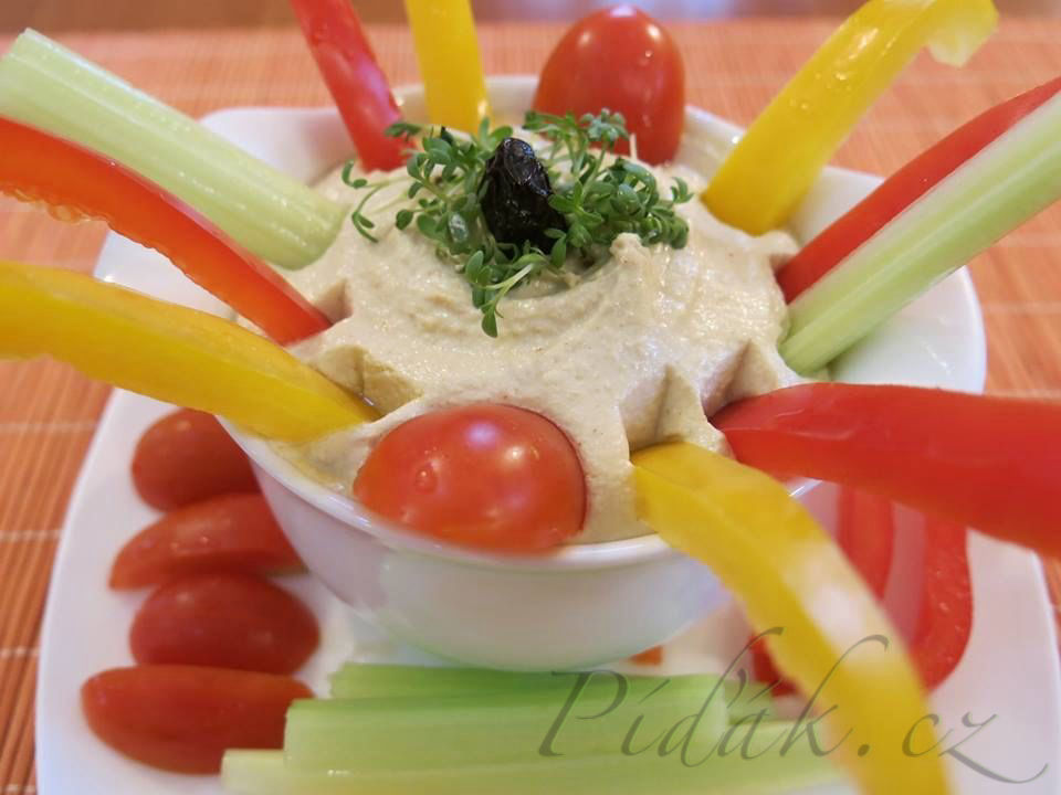 1. obrázek Cuketový hummus 